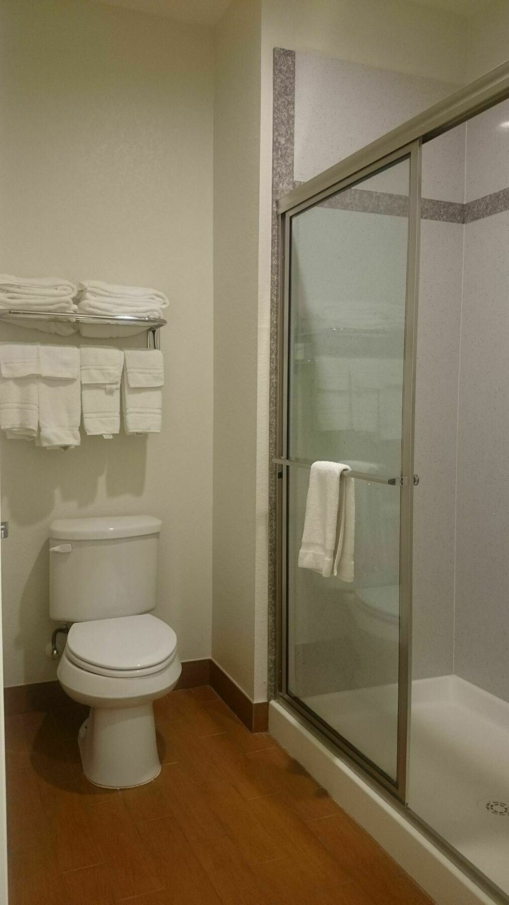 Regency Inn & Suites- Nw Houston 2*
