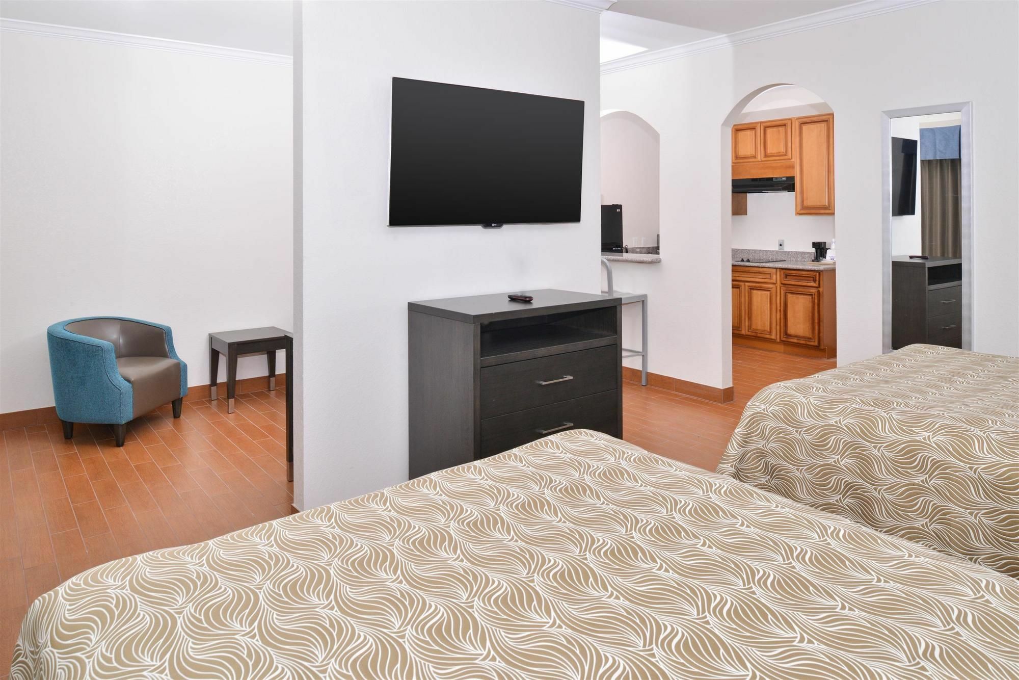 Regency Inn & Suites- Nw Houston Houston