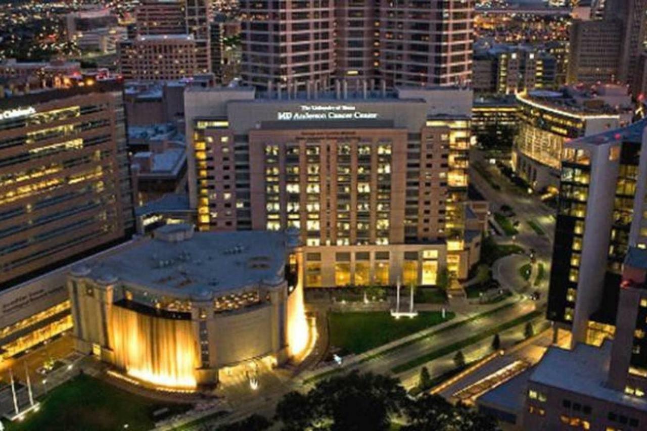 Cozy Near Med Center, Nrg, Galleria & Dtown Houston