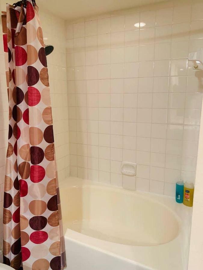 Cozy Near Med Center, Nrg, Galleria & Dtown Apartment *