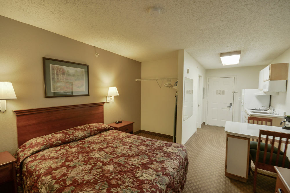 Hotel Intown Extended Select Tx - Brookhollow 2*