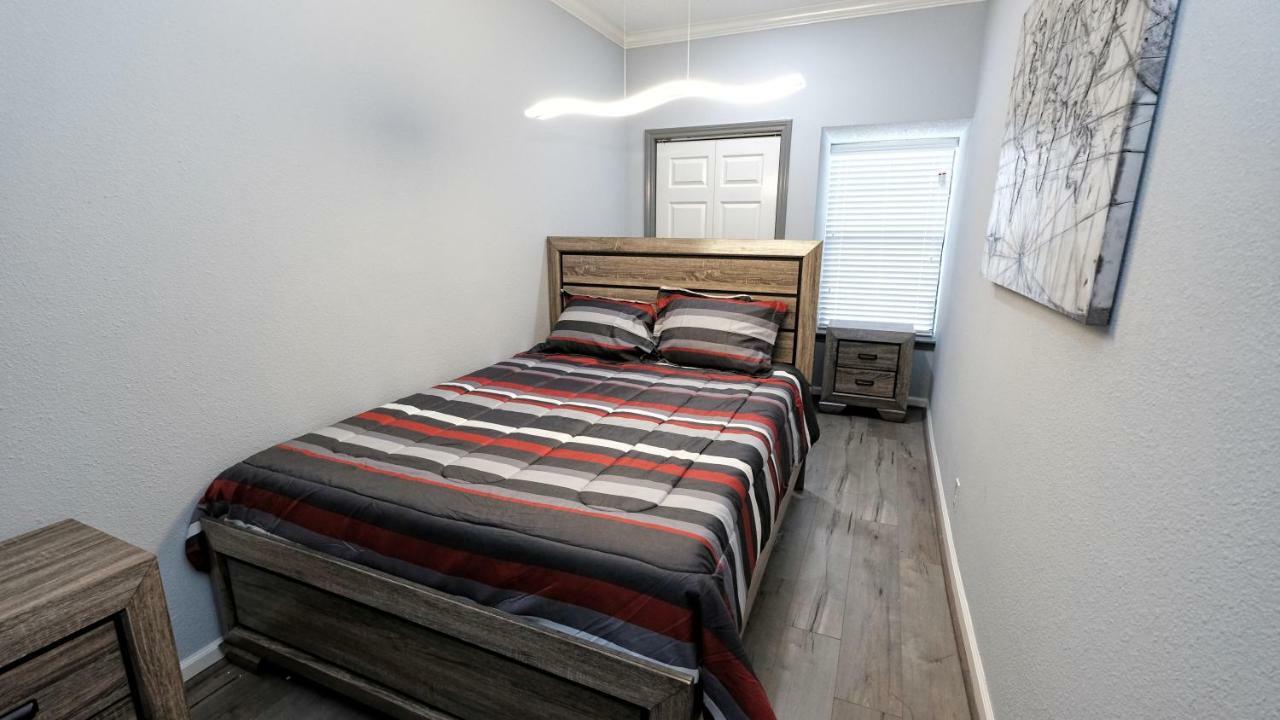 Rodeo, Grb, Nrg, Galleria, Medical Center, Mm Park, Galveston - Breakwood * Houston