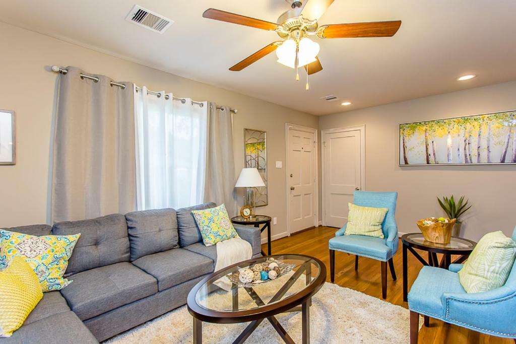 Holiday home The Blue Door - Luxury Downtown