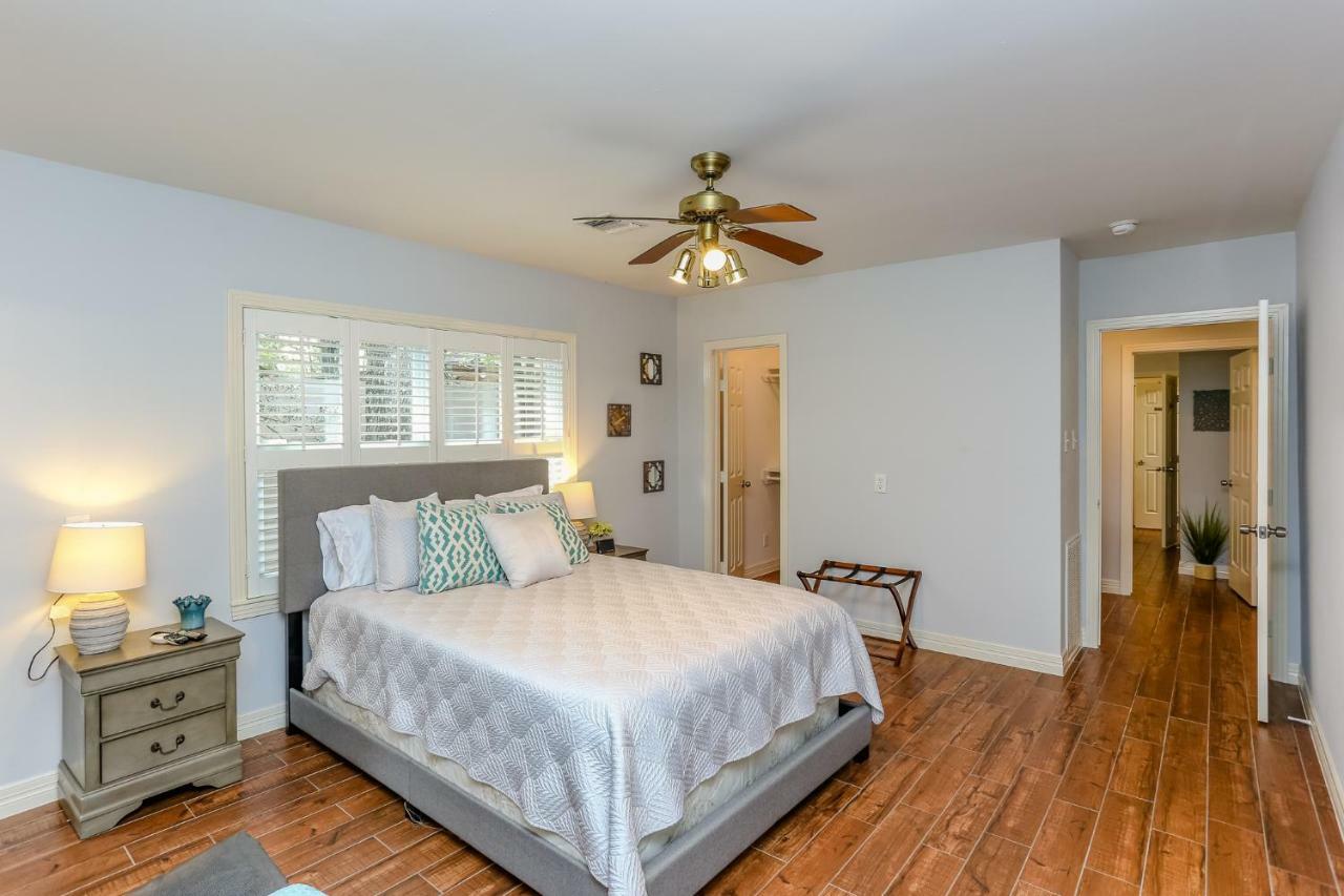The Texas Bluebonnet - Metro Luxury Houston