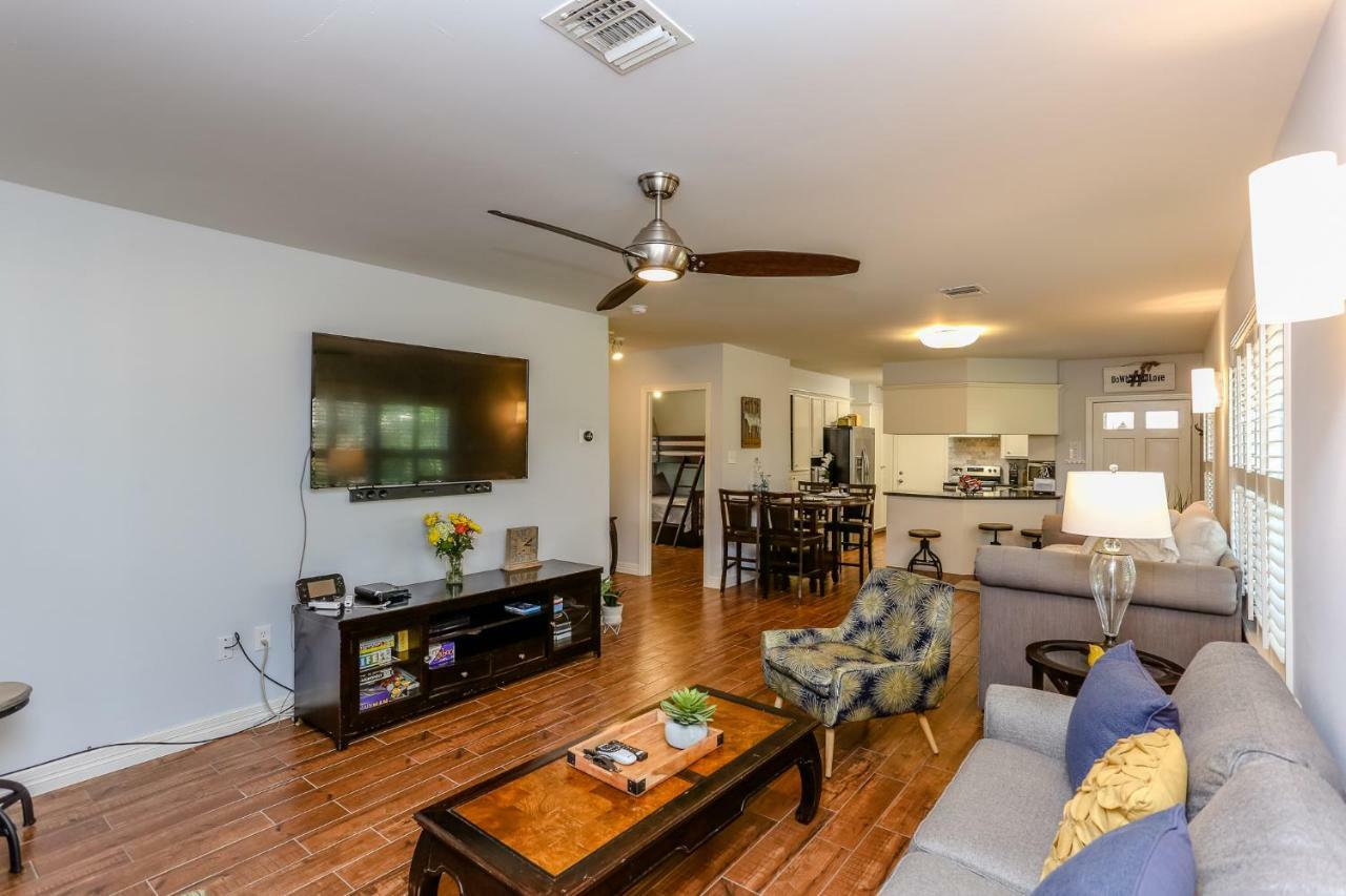 Villa The Texas Bluebonnet - Metro Luxury