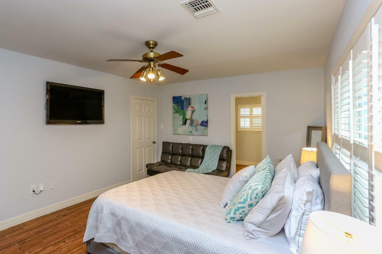 The Texas Bluebonnet - Metro Luxury *