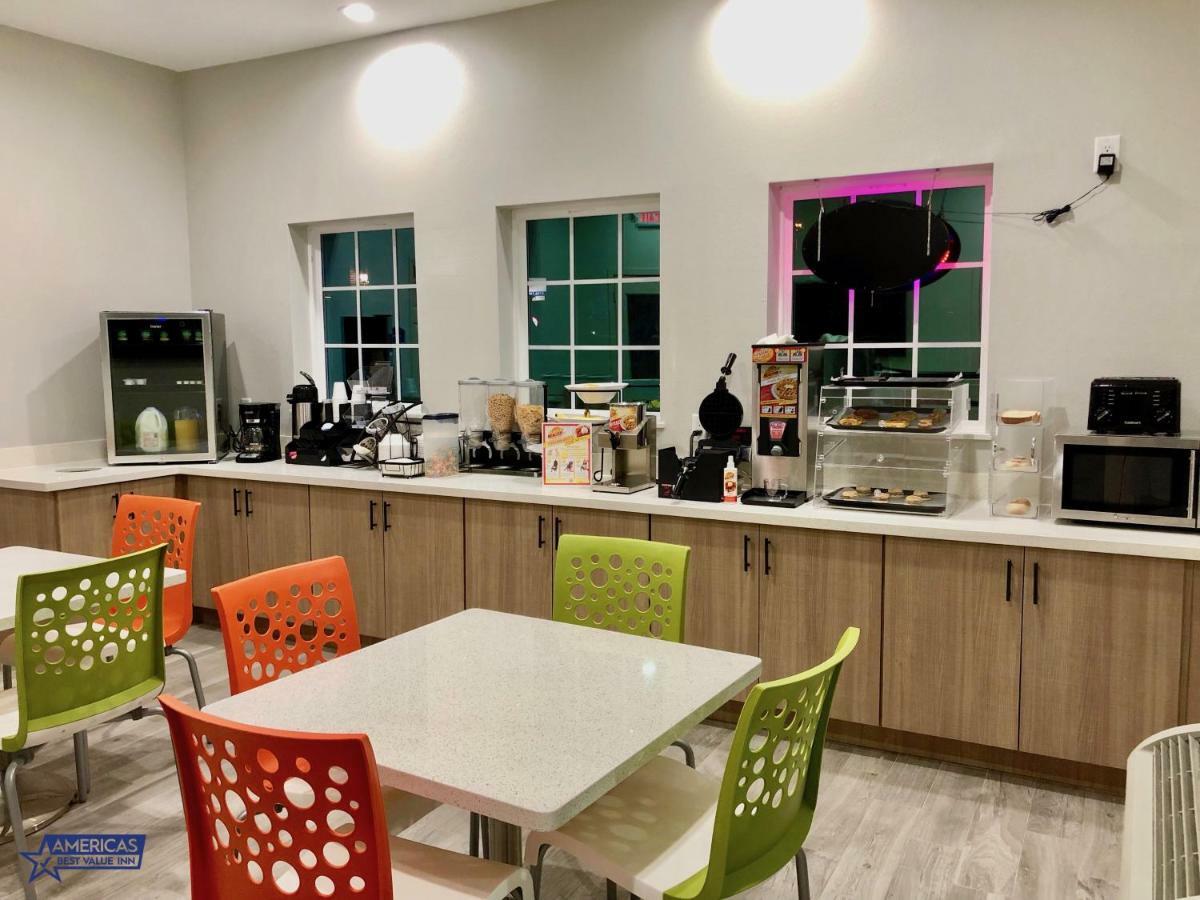 Americas Value Willowbrook Houston