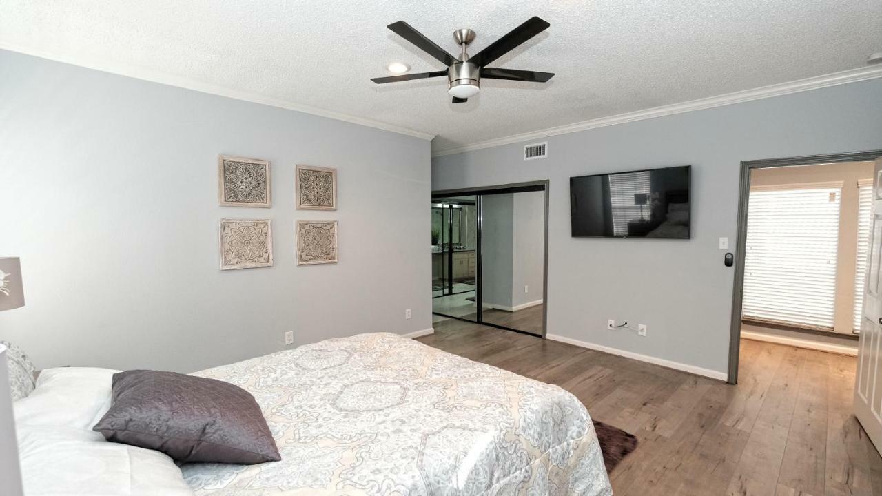 Rodeo, Grb, Nrg, Galleria, Medical Center, Mm Park, Galveston - Breakwood *