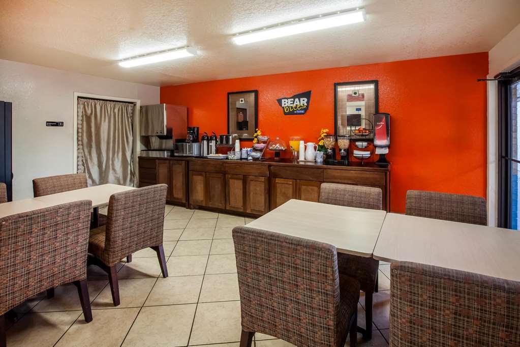 Travelodge By Wyndham Hobby Airport Hotel Houston