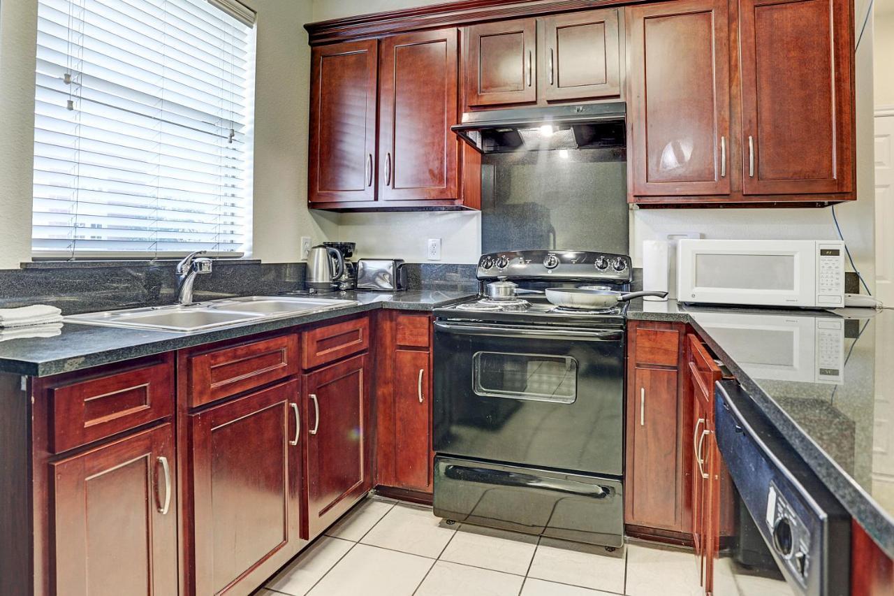 Corporate 2 Bedroom Furnished Apartment Houston