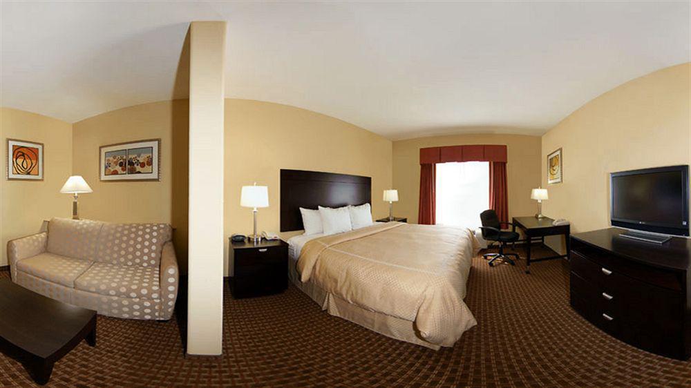 Spark By Hilton Hobby Airport Hotel