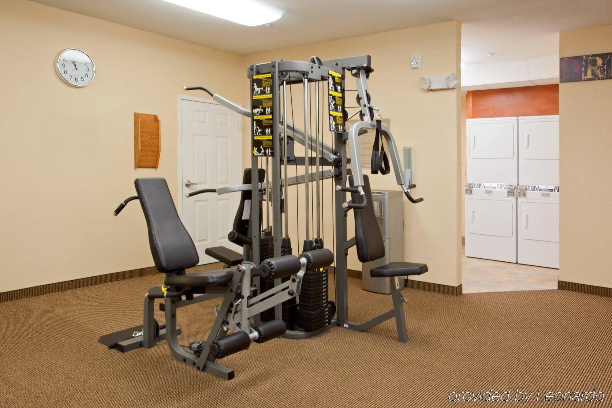 Candlewood Nw - Willowbrook, An Ihg Hotel 2*