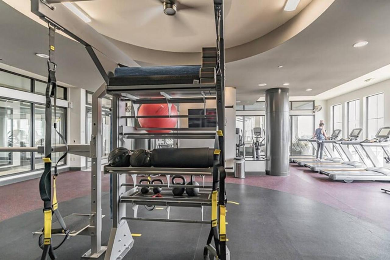 Spacious Flat + Gym + Pool Houston