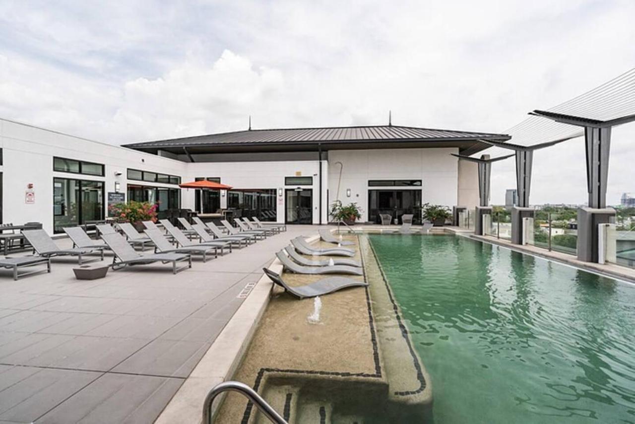 Spacious Flat + Gym + Pool *