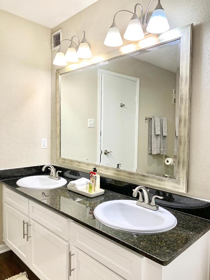 Apartment Spacious 2br&2ba Med Center Apt, Free Parking&shuttle *