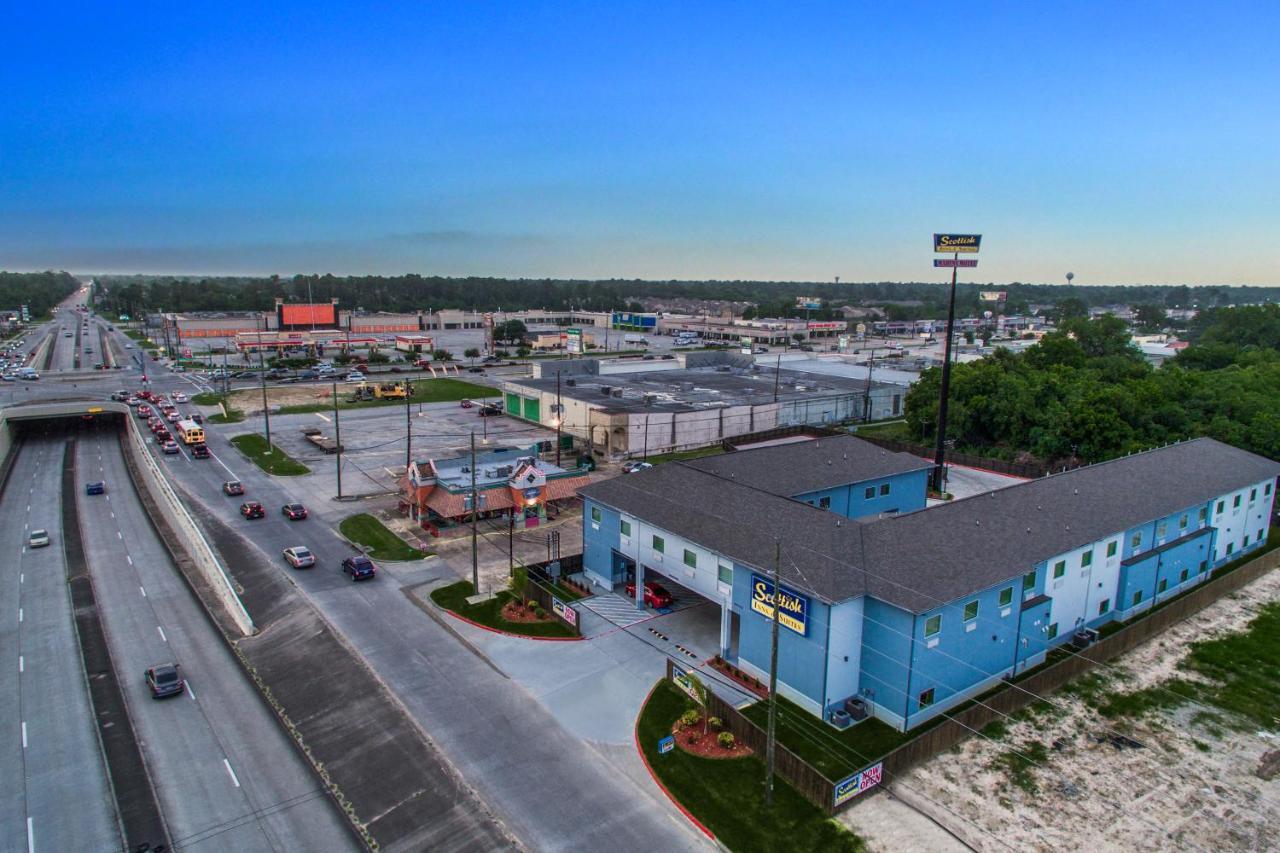 Scottish & Houston, Tx