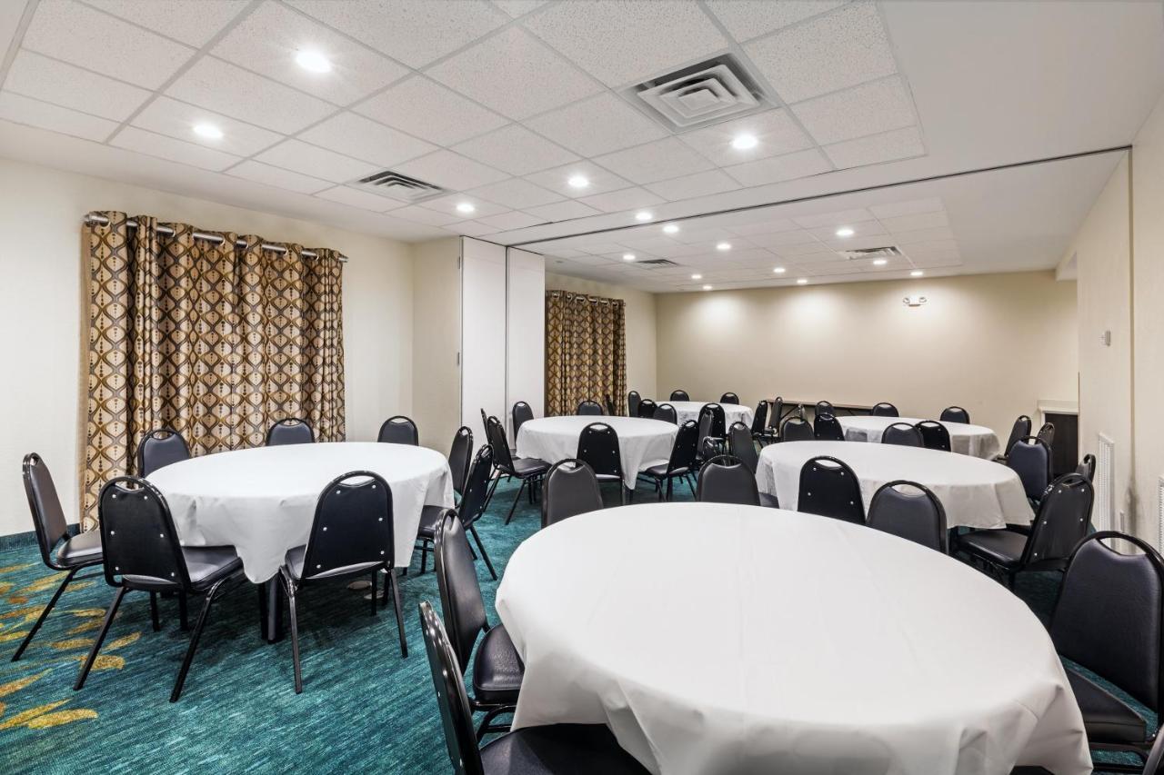 Hotel Candlewood - Spring By Ihg