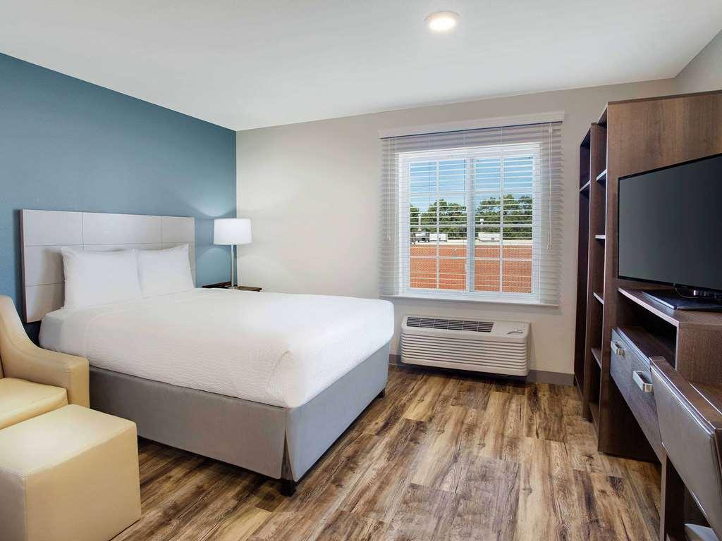 Woodspring Northwest 2* Houston