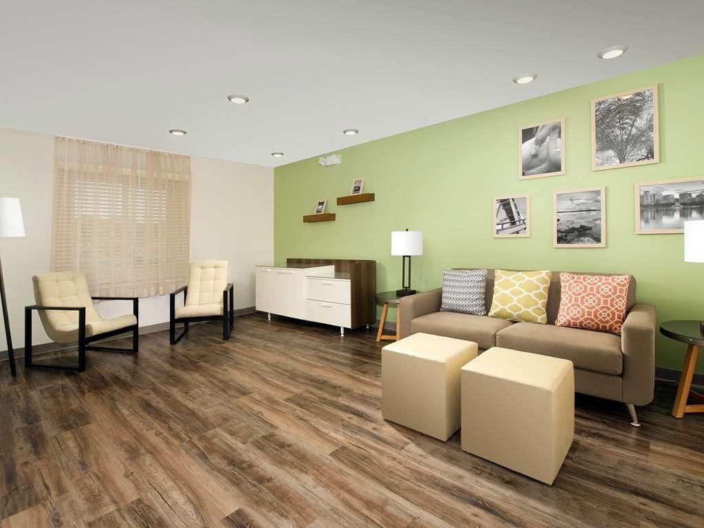 Woodspring Northwest Hotel