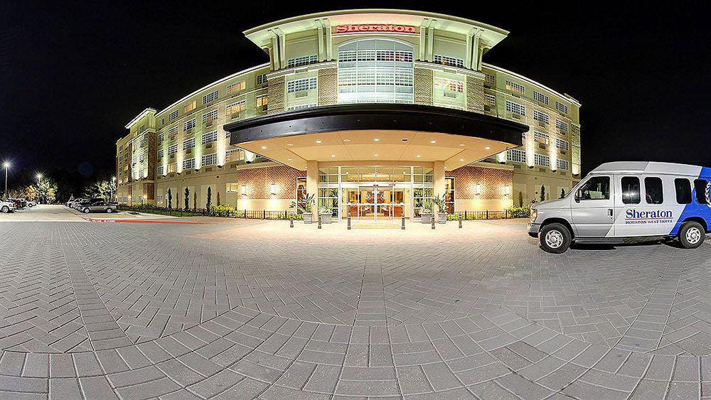 Four Points By Sheraton West Hotel 3*