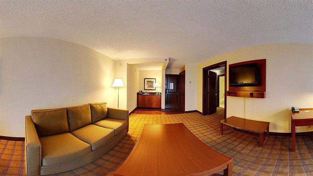 Four Points By Sheraton Citycentre Hotel