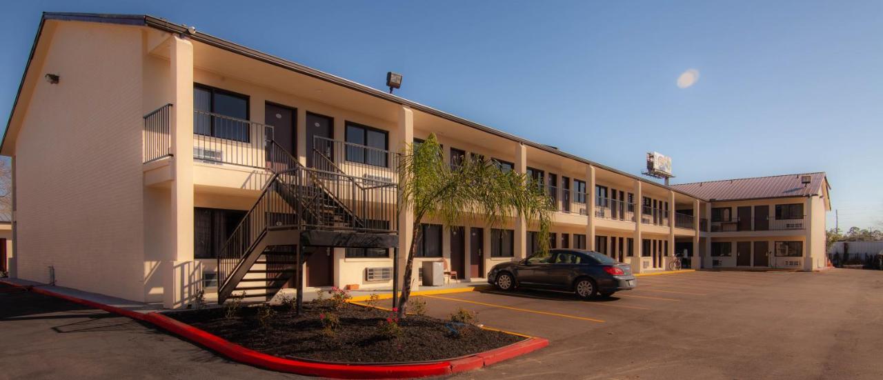 Cypress & Suites Motel *