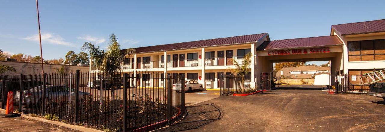 Motel Cypress & Suites