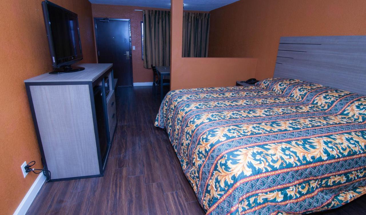 Cypress & Suites Motel Houston