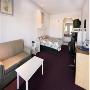Americas Best Value Platinum & Hotel