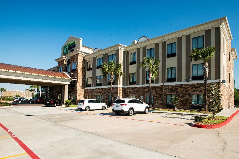 Hotel Express & Nw Beltway 8-west Road By Ihg