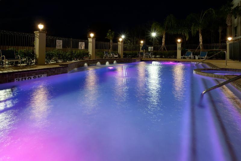 Express & Nw Beltway 8-west Road By Ihg Hotel