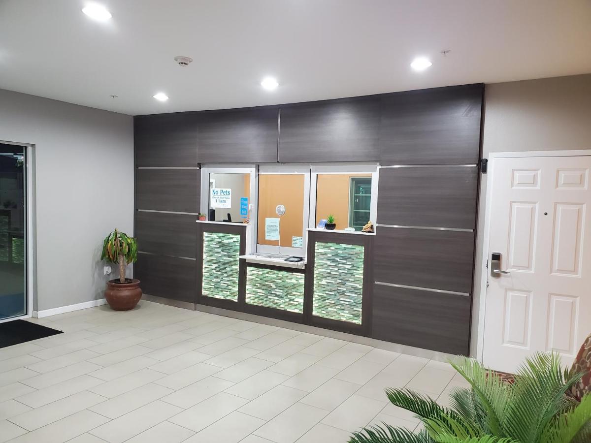 Haven & Willowbrook (adults Only) 2* Houston