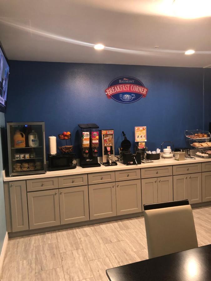 Baymont By Wyndham Kingwood 2*