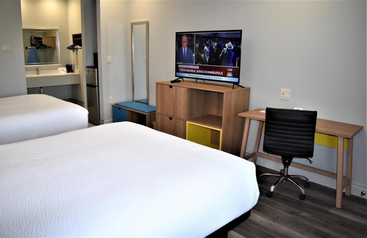 Hotel Days & By Wyndham Downtown/university Of Houston