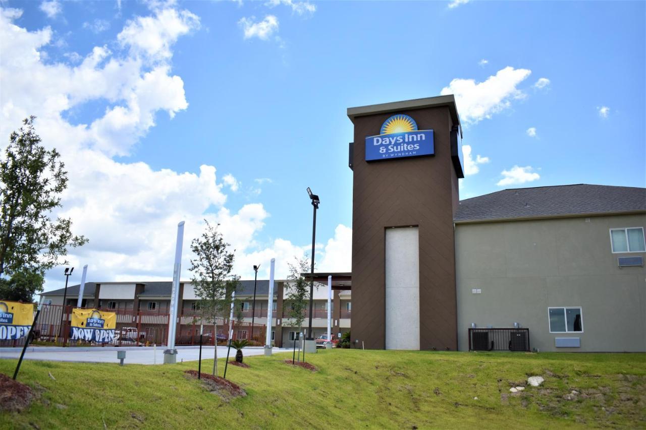 Days & By Wyndham Downtown/university Of Hotel