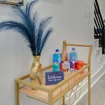 Urban Luxe Getaway 4 Mins To Dt Newly Built Home