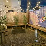Casa Hosum - 7 Mins Downtown Sleeps 9 King Bed Fenced Yard
