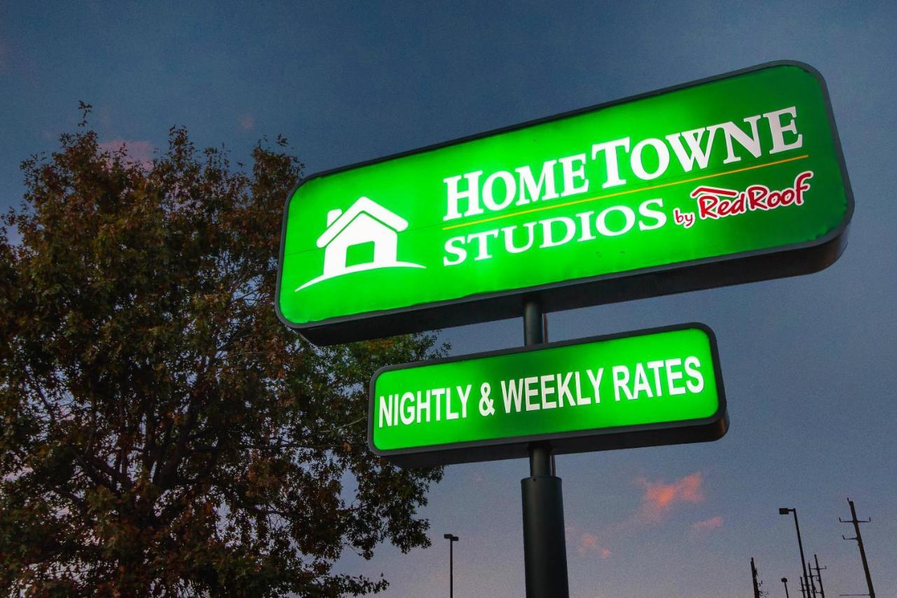 Motel Hometowne - West Oaks 2*