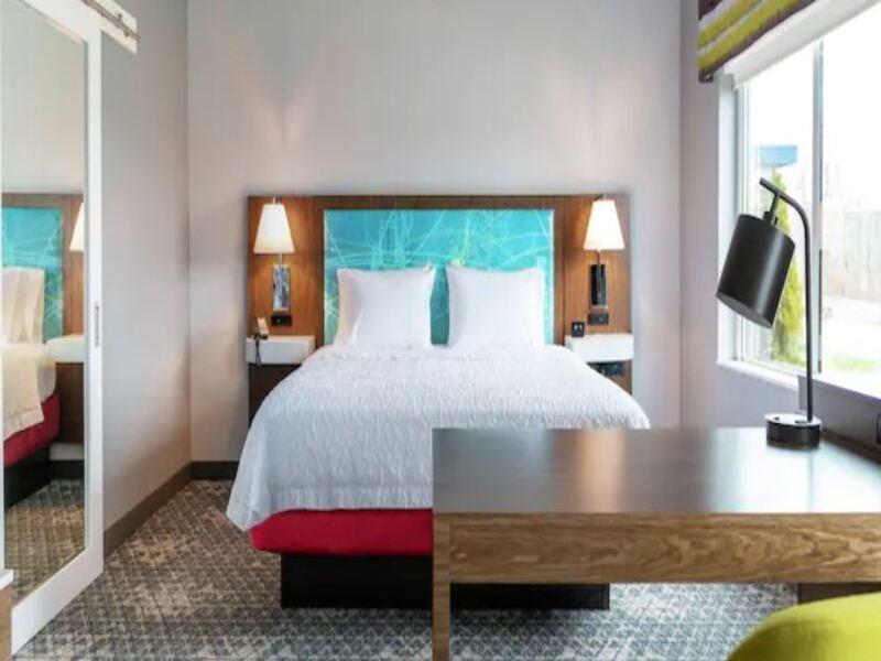 Hampton & East Beltway 8, Tx Hotel