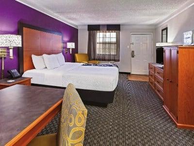 Travelodge By Wyndham Cy-fair Houston