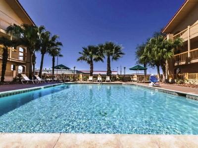 Travelodge By Wyndham Cy-fair 3* Houston