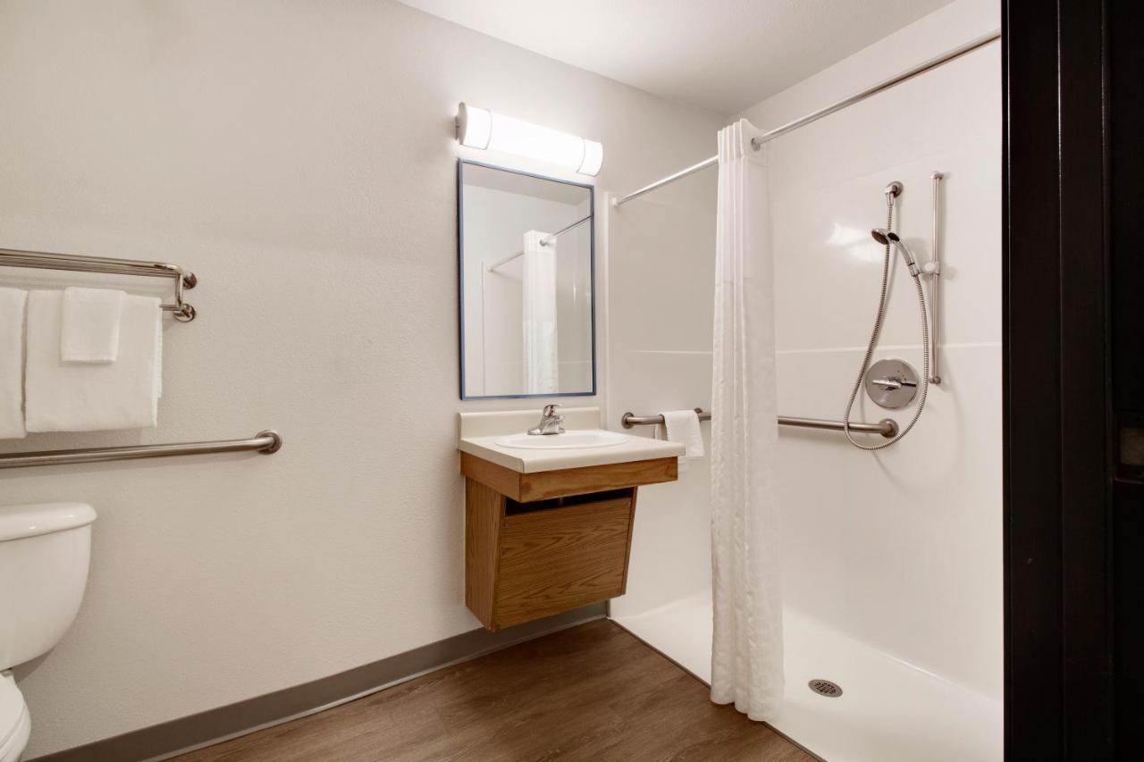 Hotel Woodspring Willowbrook Houston