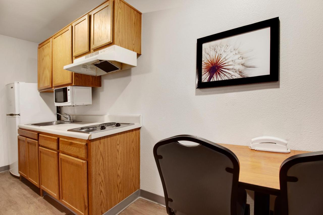 Woodspring Willowbrook 2* Houston