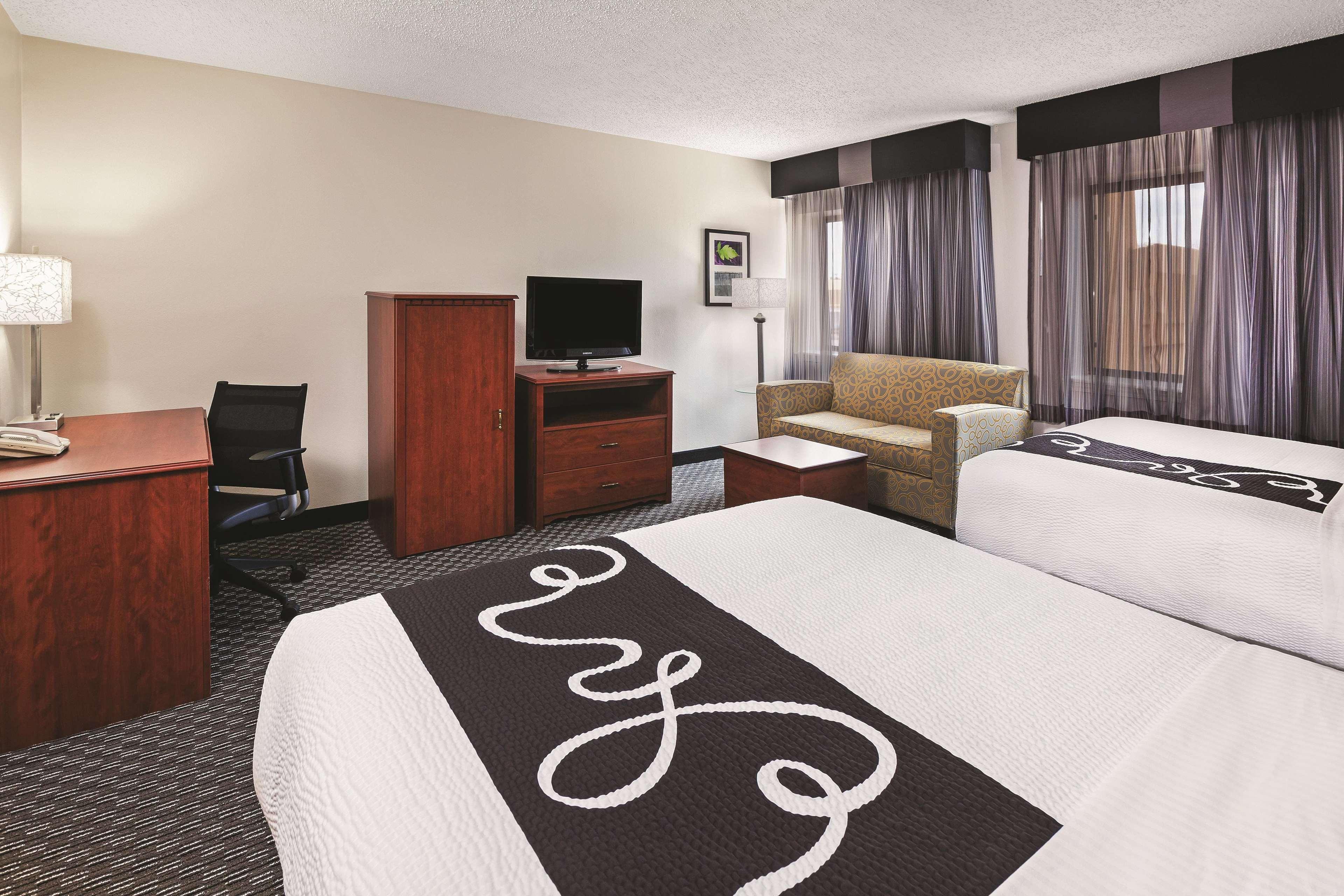 Travelodge By Wyndham Cy-fair