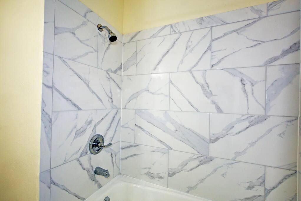 Good Vibes 4 Bedroom With Private Pool, Close To Loop