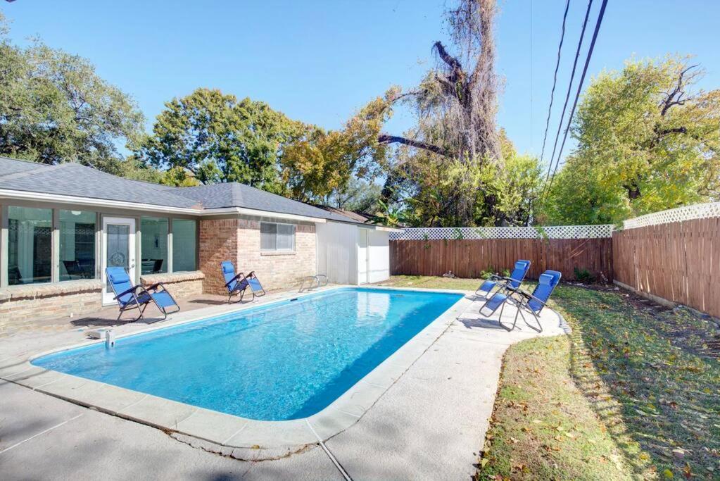 Good Vibes 4 Bedroom With Private Pool, Close To Loop Houston