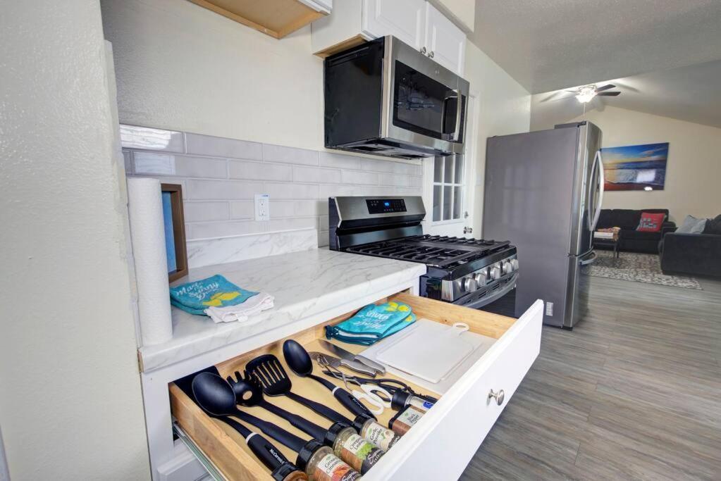 Good Vibes 4 Bedroom With Private Pool, Close To Loop Holiday home *