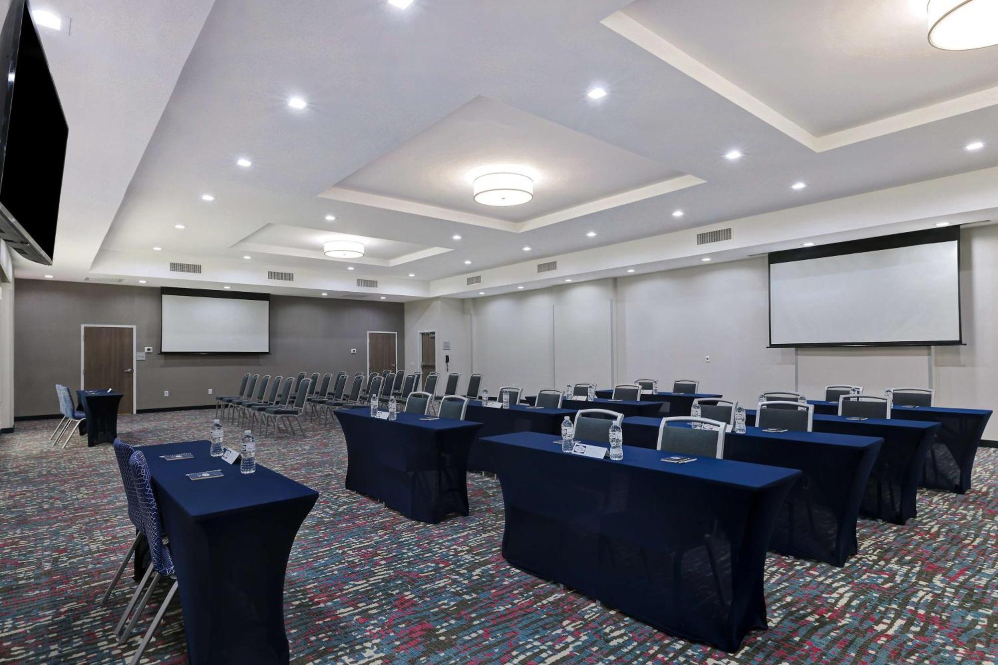 Hampton & East Beltway 8, Tx Hotel 3*