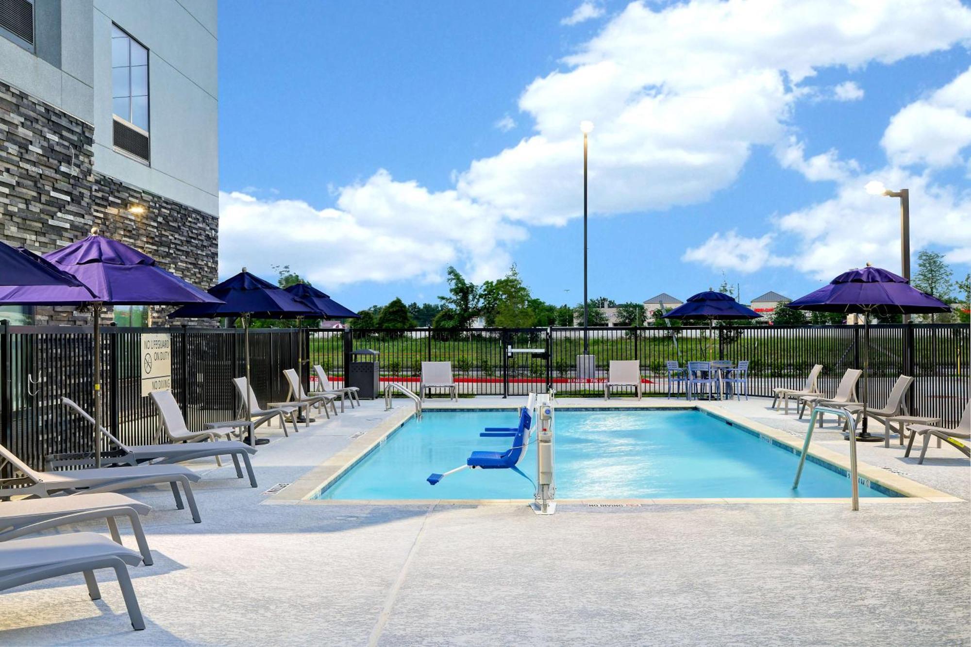 Hampton & East Beltway 8, Tx Hotel 3*