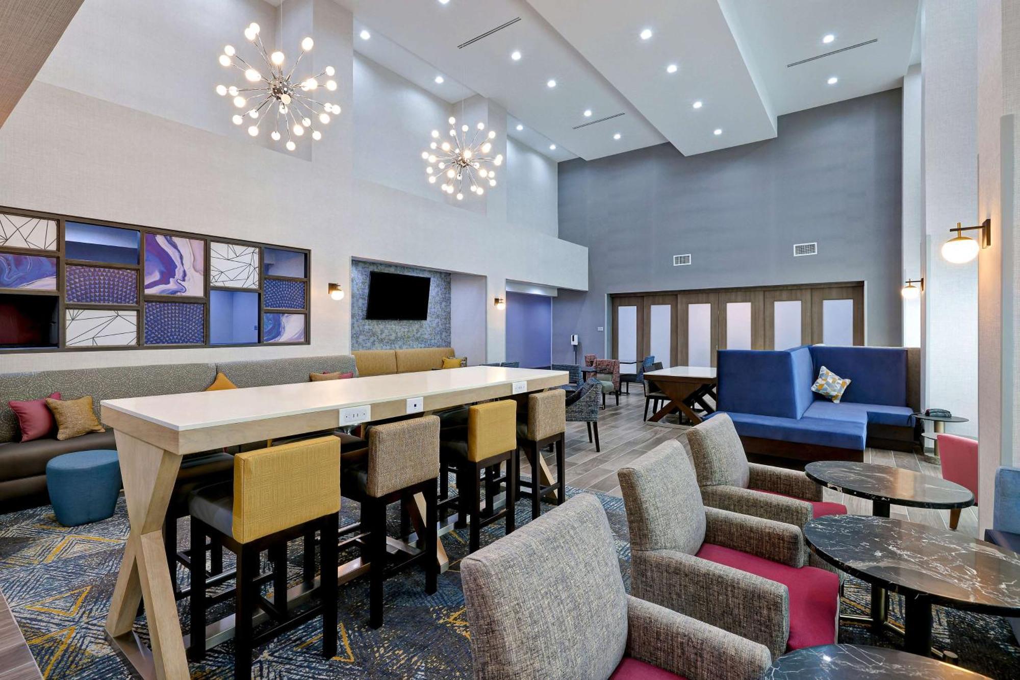 Hampton & East Beltway 8, Tx Hotel